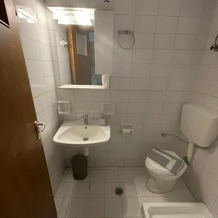Choreftohouse Apartment